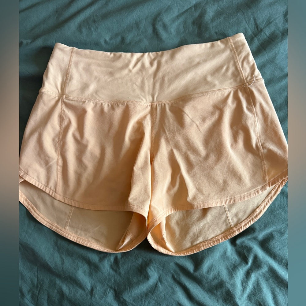 Lululemon Speed Up High Rise Lined Short 4” size 6